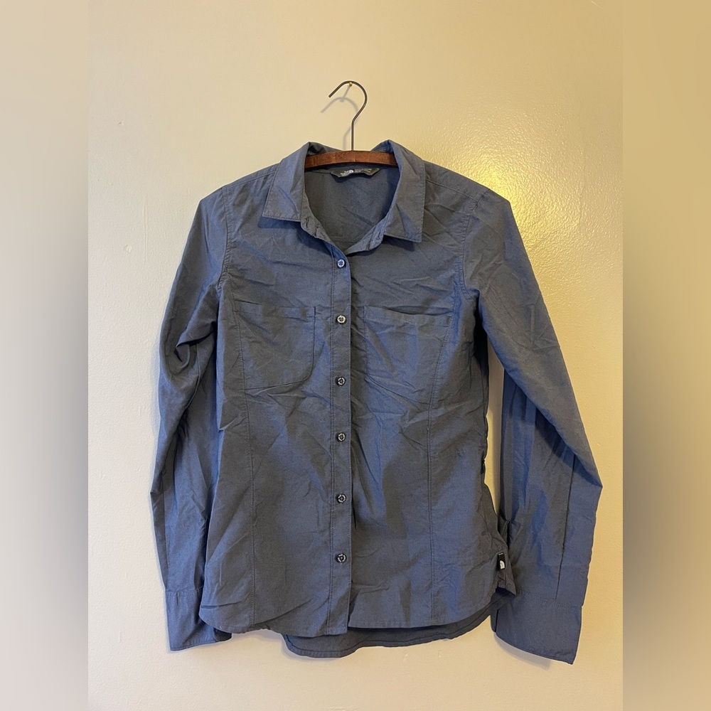 North Face Gray/Blue Button Down